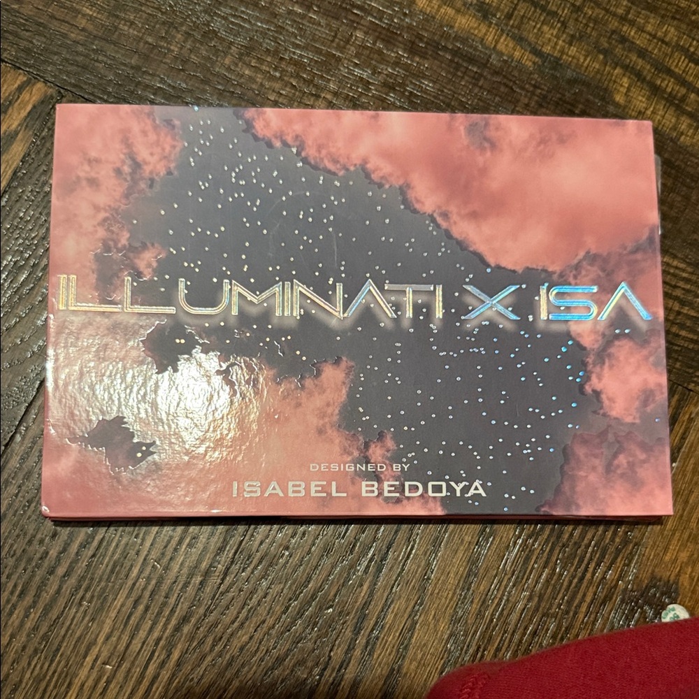 Illuminati x Isa Eyeshadow Palette